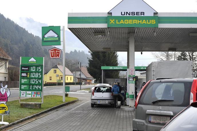 Gorivo Avstrija | Nekoč je bilo gorivo smiselno točiti v Avstriji, danes to ne velja več. | Foto Gregor Pavšič