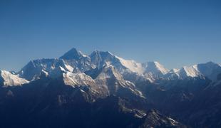 Že deseta smrtna žrtev v tej sezoni na Everestu