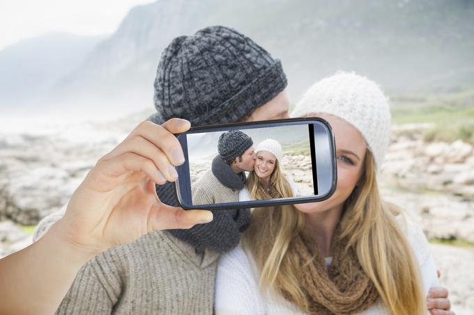 "Pametni telefoni so resnično tako popularizirali fotografijo, da je navzoča v vseh porah našega življenja kot način vizualnega izražanja oziroma pripovedovanja zgodb." | Foto: Thinkstock