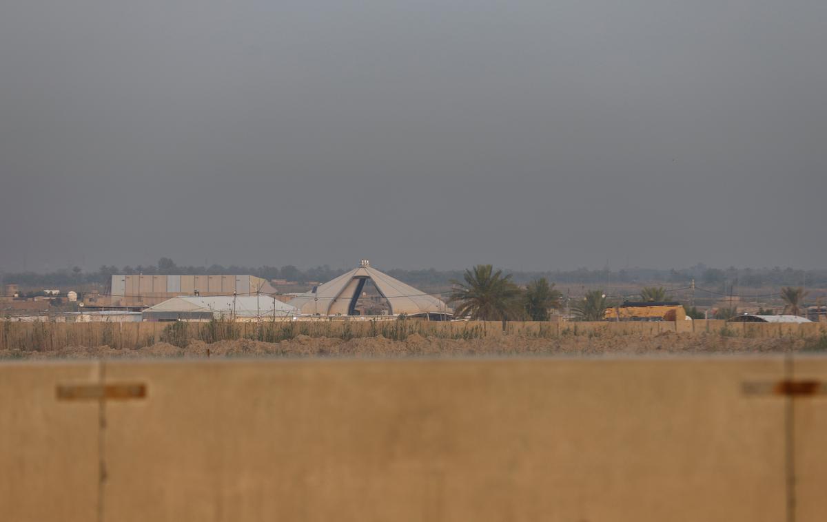 Vojaška baza | Eksplozija je odjeknila v skladišču z opremo.  | Foto Reuters