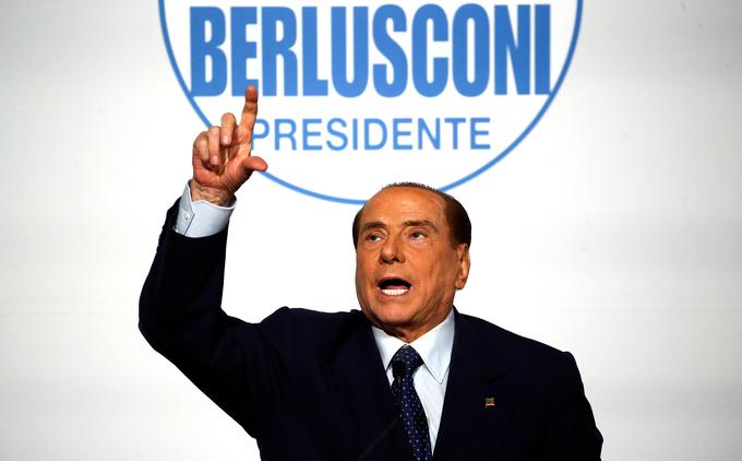 Silvio Berlusconi je leta 1994 ustanovil politično stranko Naprej Italija in še istega leta postal predsednik vlade. | Foto: Reuters