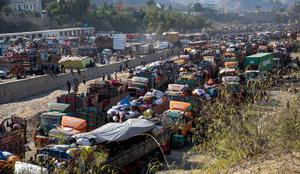 Pravi eksodus: Pakistan v 24 urah zapustilo okoli 30 tisoč afganistanskih beguncev