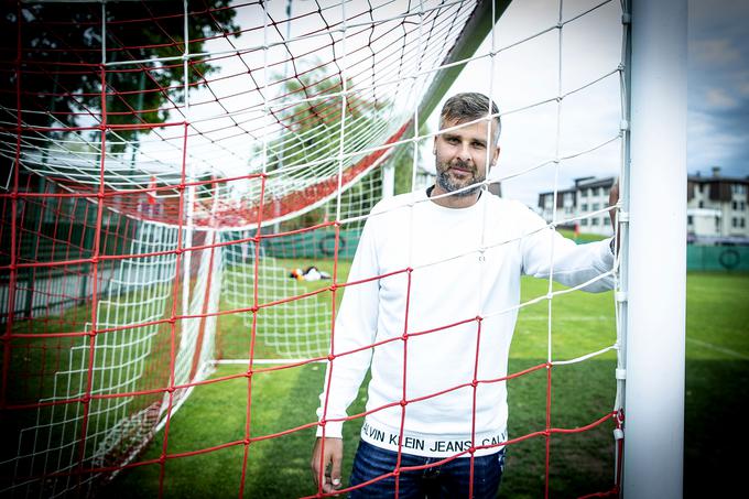 33-letni Ljubljančan je obrnil nov list v nogometni karieri. Jeseni je vodil Svobodo v tretji ligi, zdaj bo skušal Mariboru pomagati do naslova državnega prvaka. | Foto: Ana Kovač