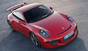 Novi porsche 911 GT3 v plamenih: vpoklic vseh 785 lastnikov