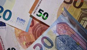 Luknja v državnem proračunu v prvih treh mesecih dosegla 379 milijonov evrov