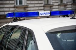 Grozljivka v Srbiji: moški si je odrezal spolni ud in gol stekel na ulico