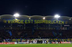 Po Leipzigu in Bayernu izpadla še Borussia Dortmund, nov podvig tretjeligaša