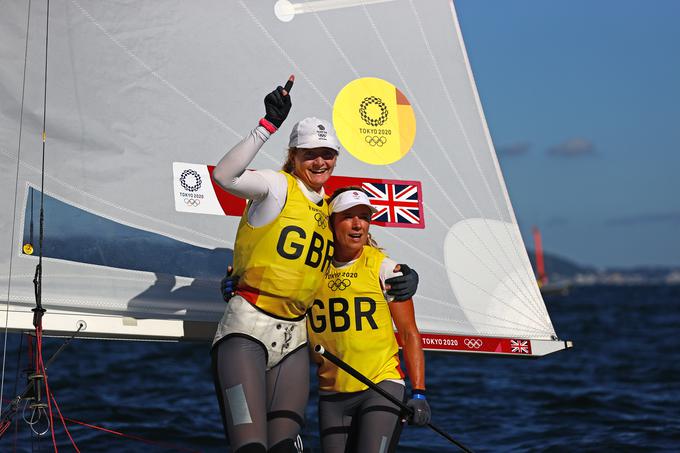 Hannah Mills in Eilidh McIntyre sta olimpijski prvakinji. | Foto: Reuters