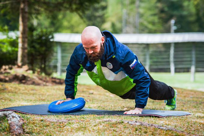 Trenira po prilagojenem programu, program treningov dobiva preko elektronske pošte. | Foto: Peter Podobnik/Sportida