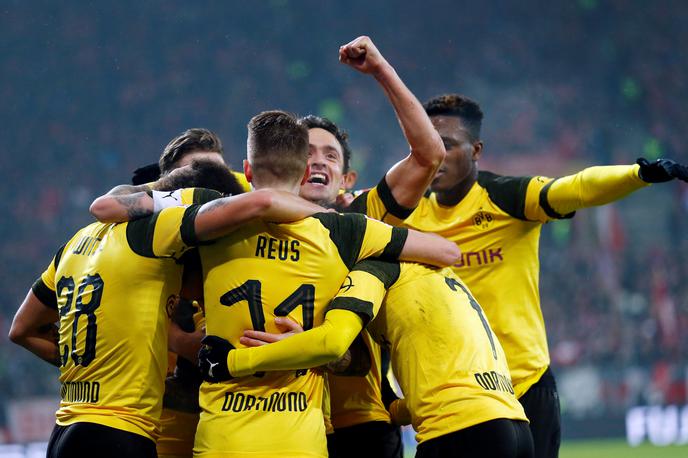 Borussia Dortmund | Borussia se je z novo zmago še utrdila v vodstvu. Pred prvakom Bayernom ima že devet točk prednosti. | Foto Reuters