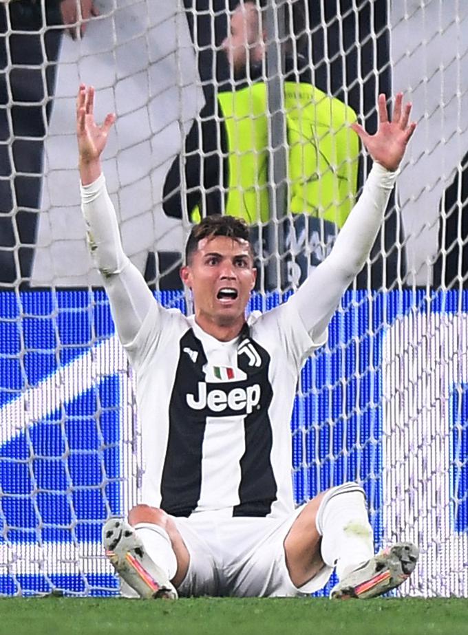Cristiano Ronaldo se bo moral v sezoni 2018/19 potolažiti "le" z italijanskim naslovom. | Foto: Reuters