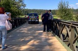 V Nazarjah in Kamniku odprli montažna mostova #video