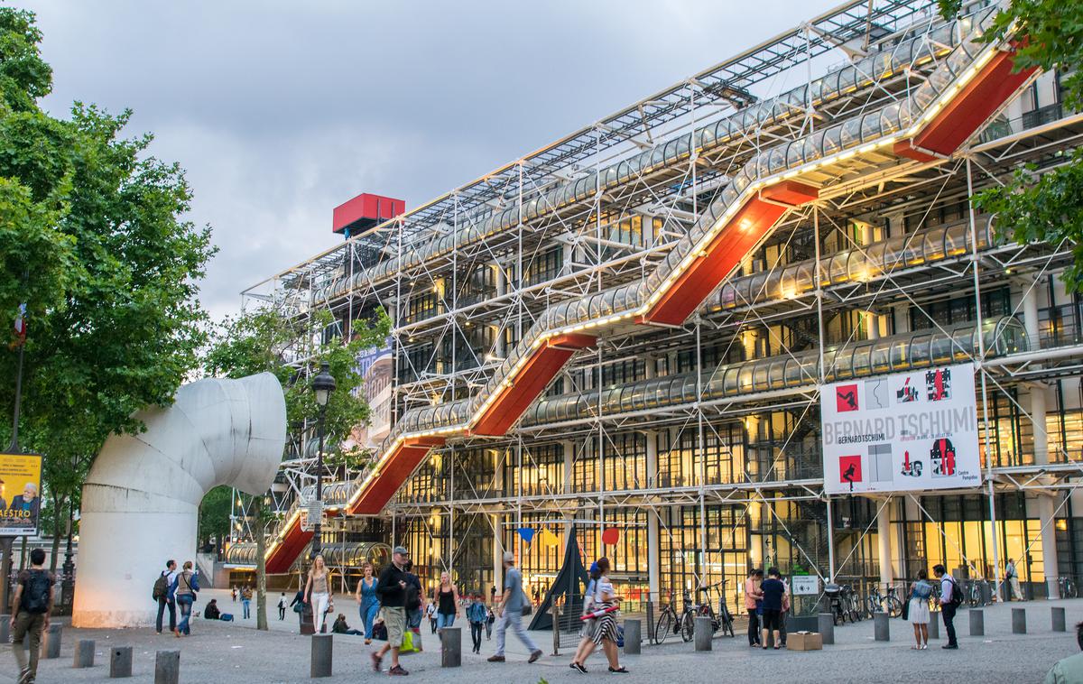 Pompidoujev center | Posebnost tega centra, ki se nahaja v središču Pariza, je njegova kompleksna konstrukcija, obrnjena navznoter. | Foto Shutterstock