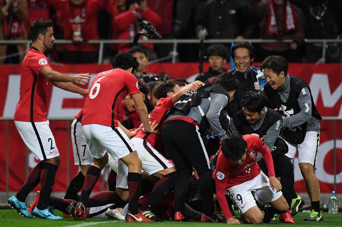 Veliko slavje nogometašev Urawe Reds po zadnjem sodnikovem žvižgu. | Foto: Getty Images