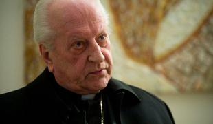 Kardinal Rode: Po odstopu nadškofov je problem zaključen (Video)