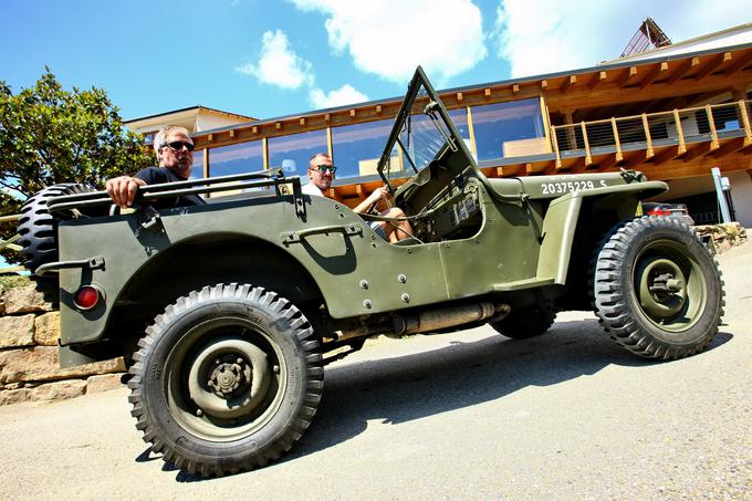 Jeep wrangler, ikona, rojena pred natanko 75 leti, se zdi eden redkih večnih avtomobilov. | Foto: Vinko Kernc