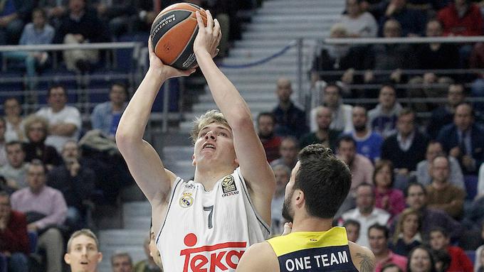 Luka Dončić pri vsega 17 letih navdušuje košarkarski svet. | Foto: Sportida
