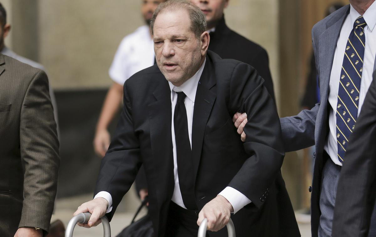 Harvey Weinstein | 72-letni Harvey Weinstein zaradi obsodbe iz Los Angelesa še vedno ostaja v zaporu. | Foto Guliverimage