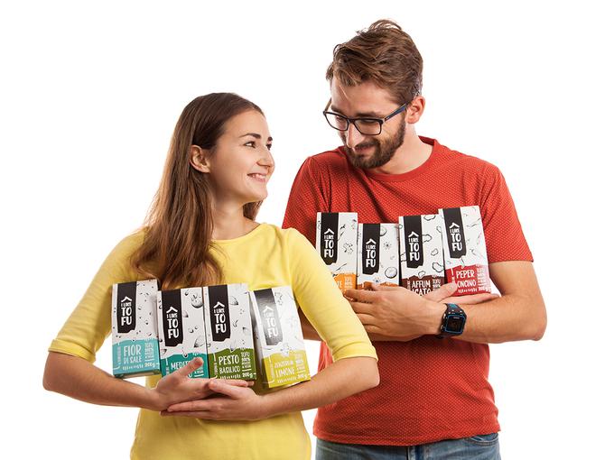 Za razvojem znamke I Like Tofu stojita Anja Korenč in Matic Batagelj. | Foto: I Like Tofu