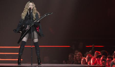 Pop legenda Madonna na poti okrevanja