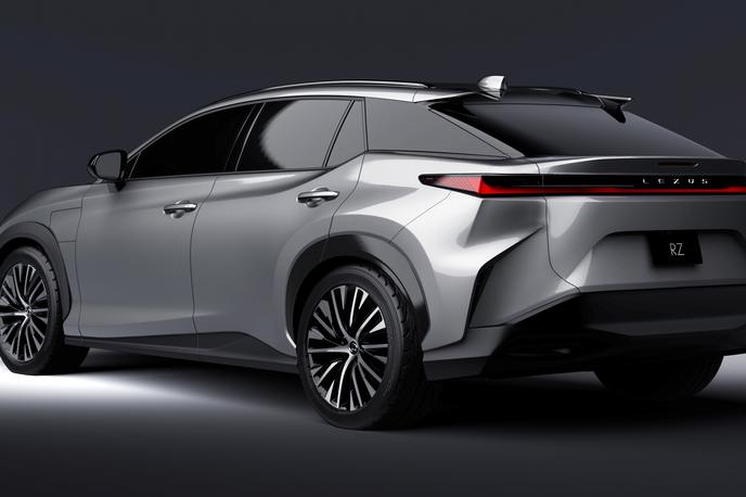 Lexus RZ | Lexus RZ bo prvi namenski električni avtomobil Lexusa, ki bo znotraj Toyote kot znamka dobil prioriteto pri polni elektrifikaciji. | Foto Lexus
