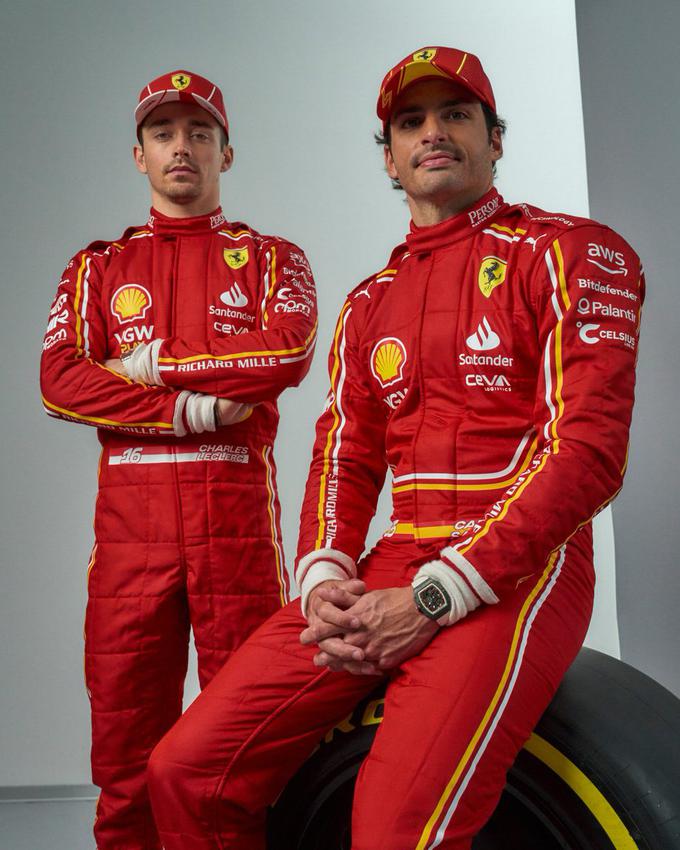 Charles Leclerc in Carlos Sainz v kombinezonu za sezono 2024. | Foto: Ferrari