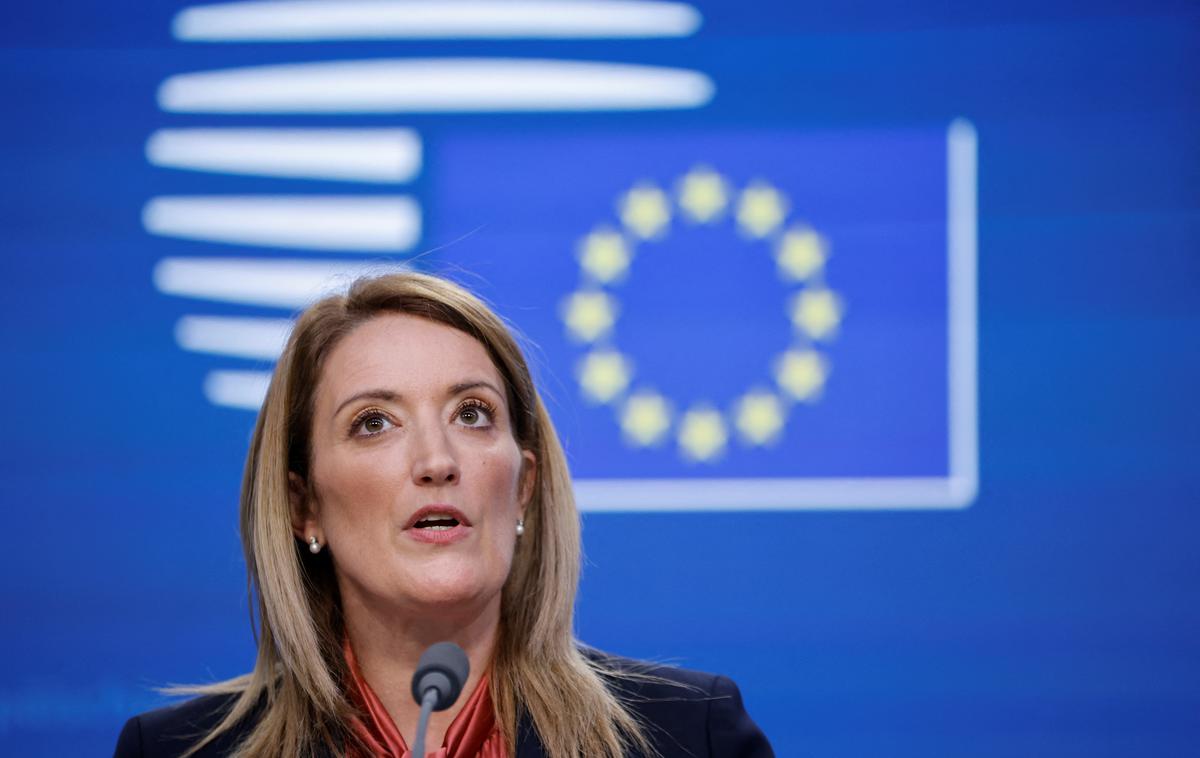 Roberta Metsola | Predsednica Evropskega parlamenta naj bi poskušala med obiskom nagovoriti predvsem mlade.  | Foto Reuters