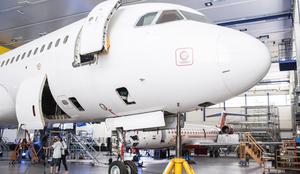 Adria Airways Tehnika: V petih letih z roba prepada do uspešne zgodbe in tisoč pregledanih letal