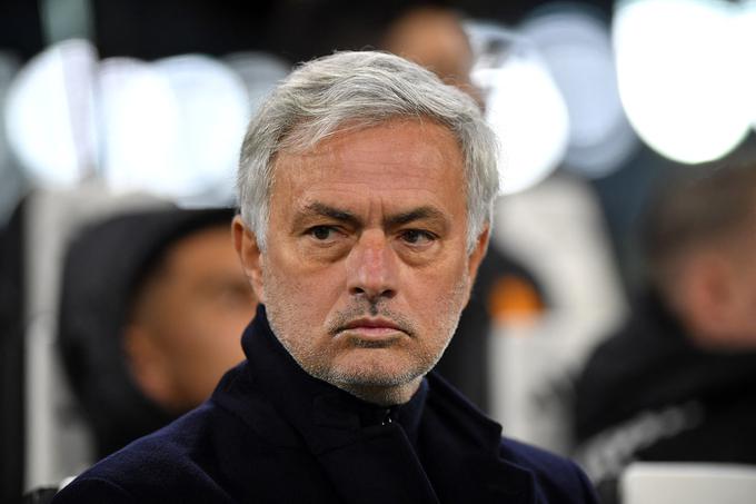 Jose Mourinho išče novega delodajalca. | Foto: Reuters
