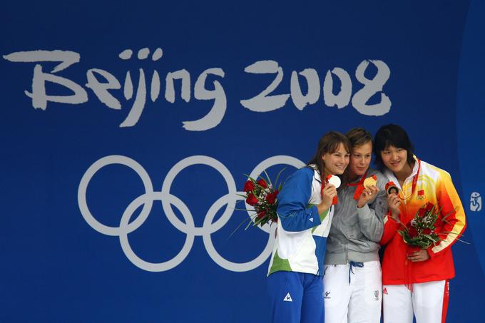 Sara Isaković je leta 2008 na olimpijskih igrah v Pekingu poskrbela za prvo in edino olimpijsko kolajno za slovensko plavanje. Na 200 metrov prosto je priplavala do izjemnega drugega mesta. | Foto: Sportida