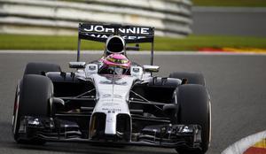 Button v elitni družbi, Renault paraliziral Ricciarda