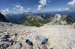 Na četrti najvišji gori v Sloveniji skupaj z Italijani raste … #video