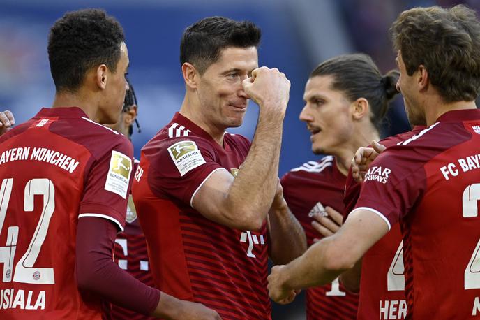 Bayern, Robert Lewandowski | Bavarci ostajajo na prvem mestu. | Foto Guliverimage