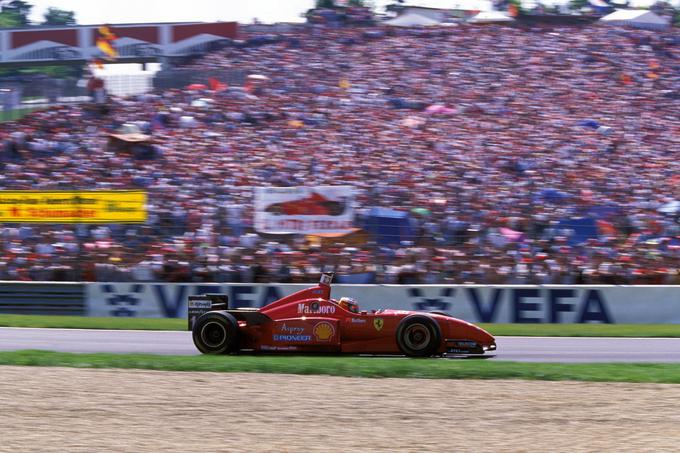 Na kvalifikacijah v Imoli 1996 je Schumacher prvič osvojil pole position s Ferrarijem. | Foto: AP / Guliverimage
