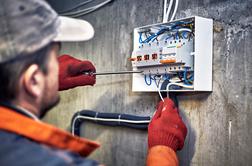 Pazite na prevare lažnih električarjev: grozijo, da boste deležni slabše oskrbe