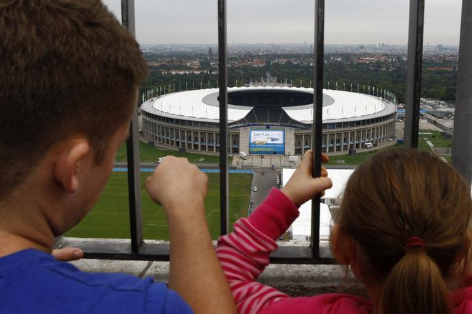 Olimpijski štadion Berlin | Olimpijski štadion v Berlinu je leta 2009 poskrbel za nekaj najbolj zgodovinskih zgodb. Tako za svetovno kot tudi za slovensko atletiko. | Foto Reuters