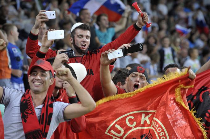 Albanski navijači so 6. septembra 2013 prišli v Stožice v velikem številu. | Foto: Reuters