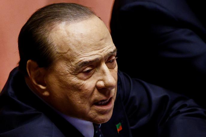 Silvio Berlusconi | Sojenje je bilo povezano s tako imenovanimi zabavami bunga bunga z mladimi ženskami, ki naj bi se dogajale pred več kot desetimi leti v Berlusconijevi vili. Zaradi njih je bilo proti nekdanjemu predsedniku vlade sproženih več sodnih postopkov. | Foto Reuters