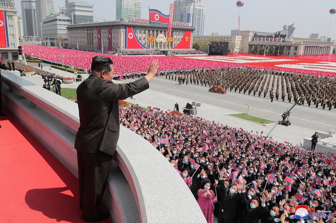 Severna Koreja velja za eno najrevnejših držav na svetu.  | Foto: Reuters