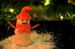 Božični mojster: snežaki iz marcipana