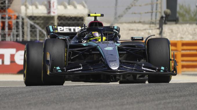 Lewis Hamilton pritrjuje, da je z W15 lepše dirkati kot lani z W14. | Foto: Guliverimage