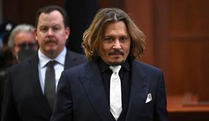 Johhny Depp z nekdanjo ženo spet na sodišču: Ona vedno manipulira z ljudmi okoli sebe