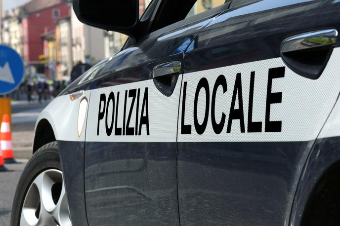 Italijanska policija | Reševalna akcija, med katero so nekatere ponesrečence prepeljali na zdravljenje v bolnišnice, se je končala ob 7.30. | Foto Thinkstock