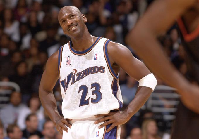 Po "zadnjem plesu" leta 1998 se je Jordan upokojil. Toda leta 2001 se je vrnil in odigral dve sezoni za Washington Wizzards. Takrat je imel na mizi tudi ponudbo Dallasa. | Foto: Getty Images