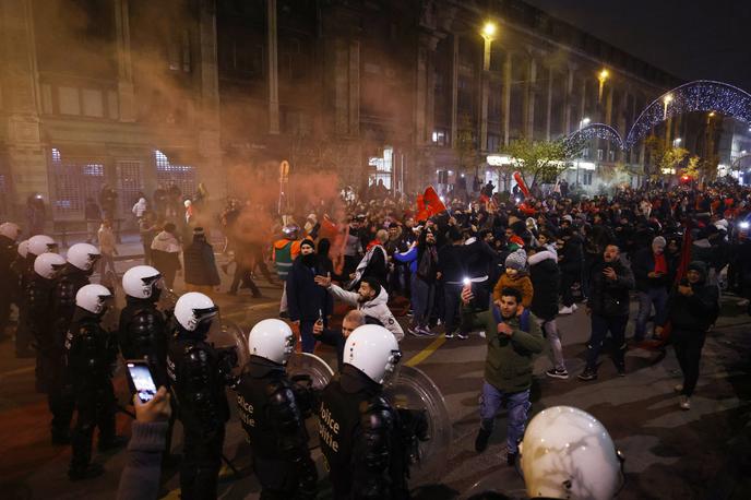 Maroko navijači | Po zadnjem sodniškem žvižgu je v Bruslju in nekaterih drugih mestih završalo. | Foto Reuters