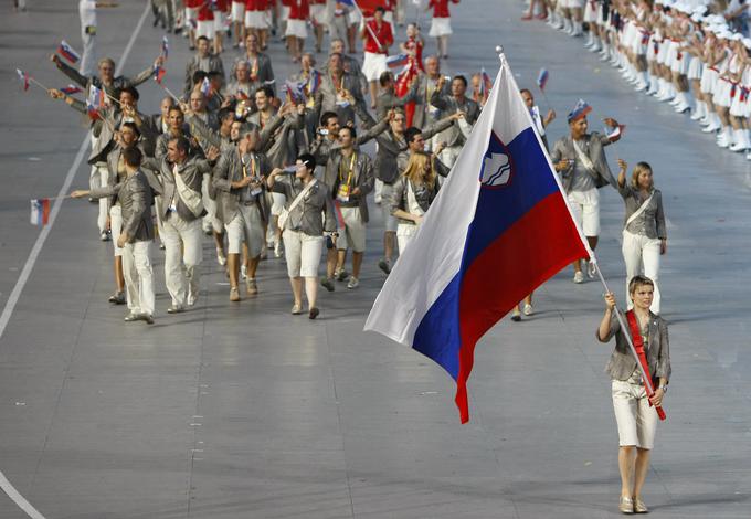 Žolnirjeva je bila leta 2008 zastavonoša na odprtju olimpijskih iger v Pekingu. | Foto: Reuters