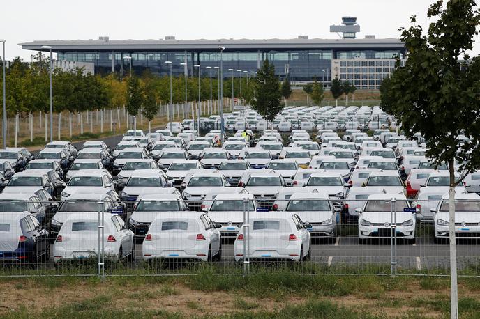 Volkswagen Berlin wltp | S prvim septembrom je v veljavo stopil nov merilni cikel WLTP, zato so morali ponovno certificirati svoje motorje in vse različne kombinacije. | Foto Reuters