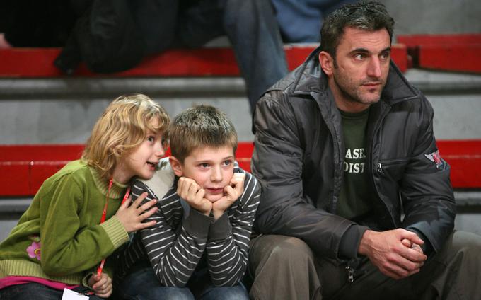 Luka in Saša sta v preteklosti med drugim skupaj gledala tekme na Kodeljevem. | Foto: Vid Ponikvar