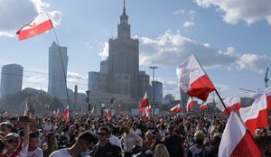 Poljska se zaradi migracij vse bolj zapira