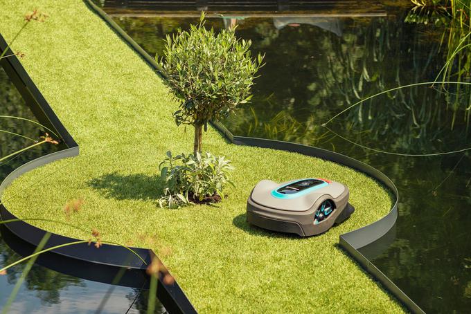 Smart SILENO Life s tehnologijo umetne inteligence LONA se uči, preslikava in se prilagaja posameznim vrtovom. | Foto: Gardena